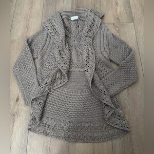 Y2K Liz Claiborne grey knit sweater with open back detail #greyknit